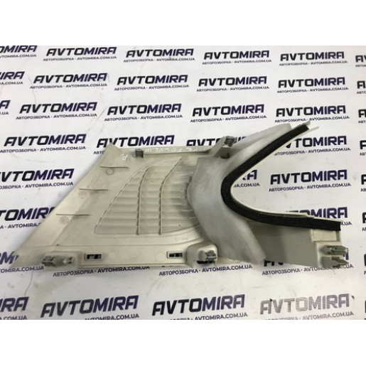 Обшивка багажника правая Ford Focus 3 Wagon 2011-2017 BM51N280C46